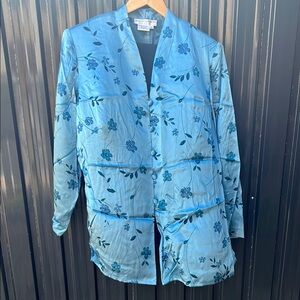 Maggy London 100% Silk Outfit Blue Blouse And Pants with Playful Floral Print 14